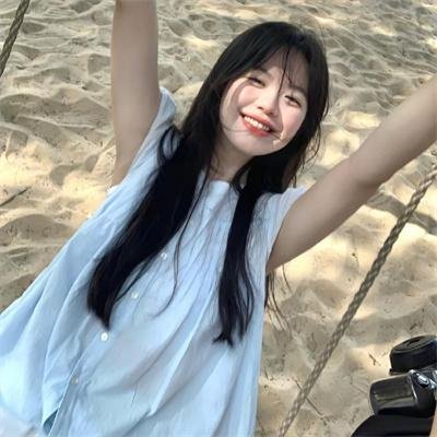 巴黎来的女孩海报