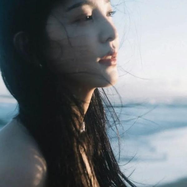 爱爱后当机海报